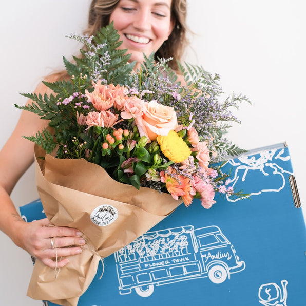 Flower Deliveries Amelia's Flowers